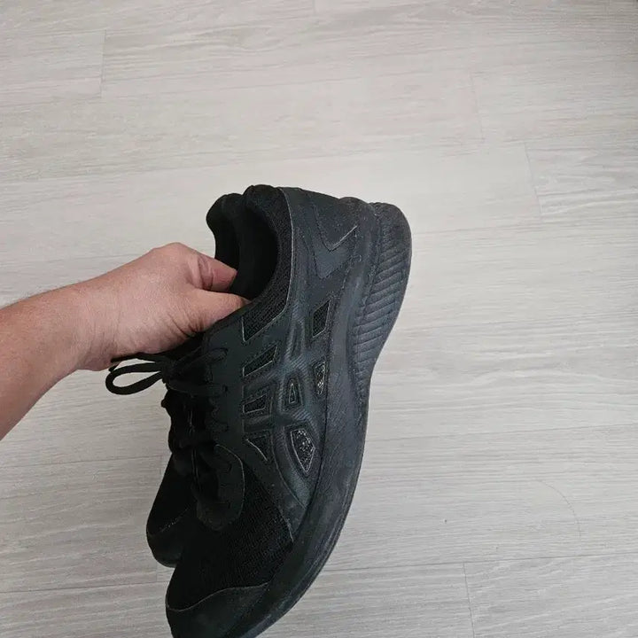 [BUNJANG] Asics Black Sneakers 265 / 아식스 검정색 운동화 265