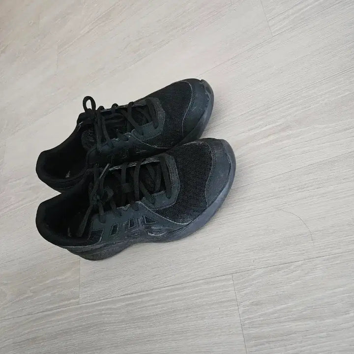 [BUNJANG] Asics Black Sneakers 265 / 아식스 검정색 운동화 265
