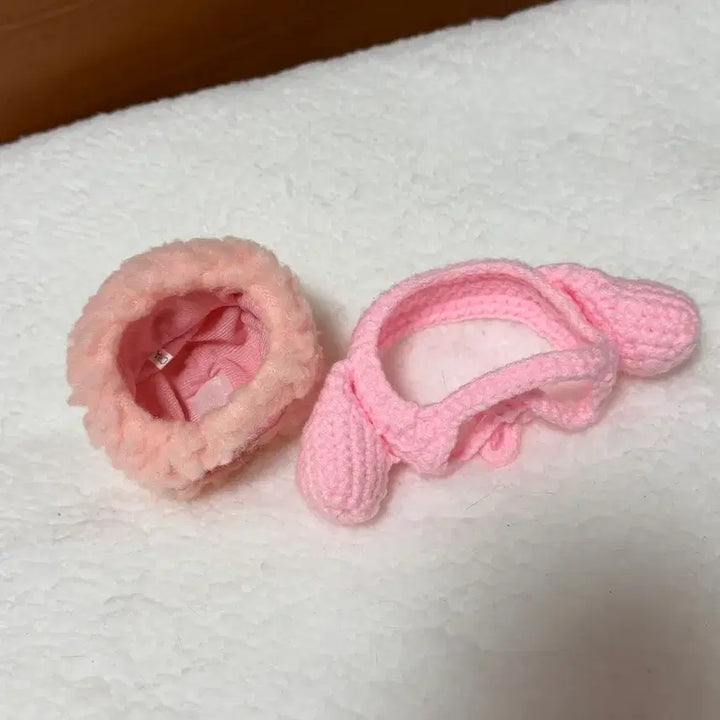 [BUNJANG] Seventeen Jeonghan 10cm Doll (Pink Hat & Knit Hat Included) / 정한 인형 퐁하니 10cm 양도 (핑크 모자&뜨개모자 포함)