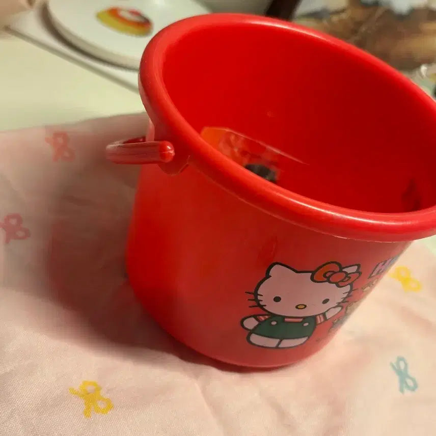 [BUNJANG] Sanrio Hello Kitty Bucket (1994) / 고전 94년도 산리오 헬로키티 양동이