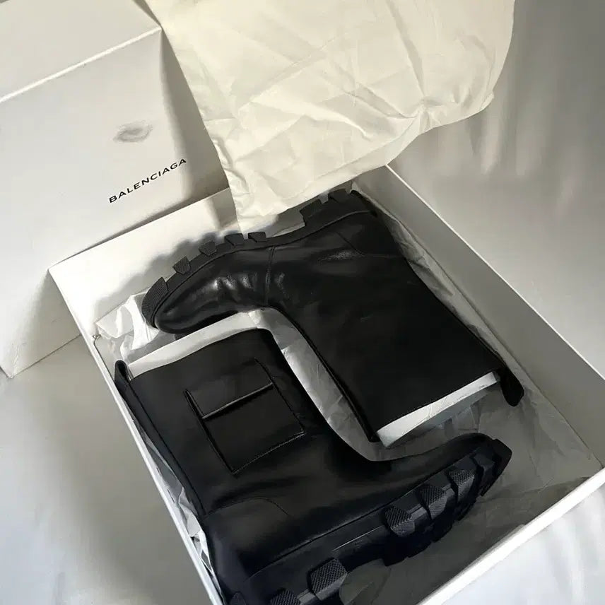 [BUNJANG] Balenciaga AW15 Leather Combat Boots / 발렌시아가 AW15 레더 컴뱃 부츠