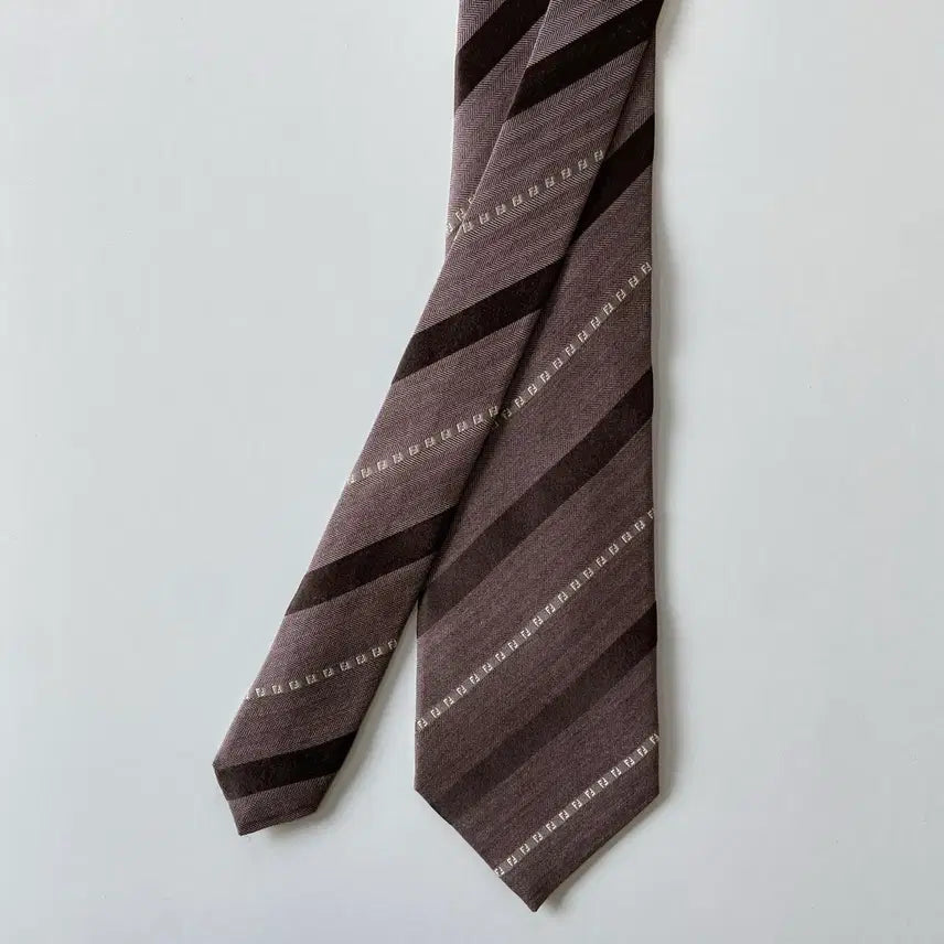 [BUNJANG] FENDI Monogram Silk Necktie / 펜디(FENDI) 모노그램 신형라벨 명품 정품 넥타이