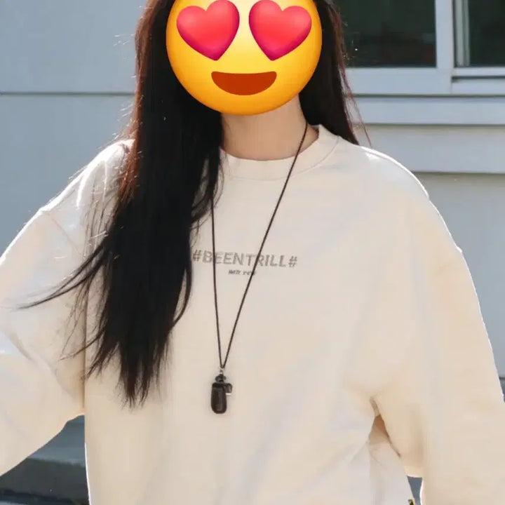 [BUNJANG] BEENTRILL Ivory Crewneck Sweatshirt / BEENTRILL