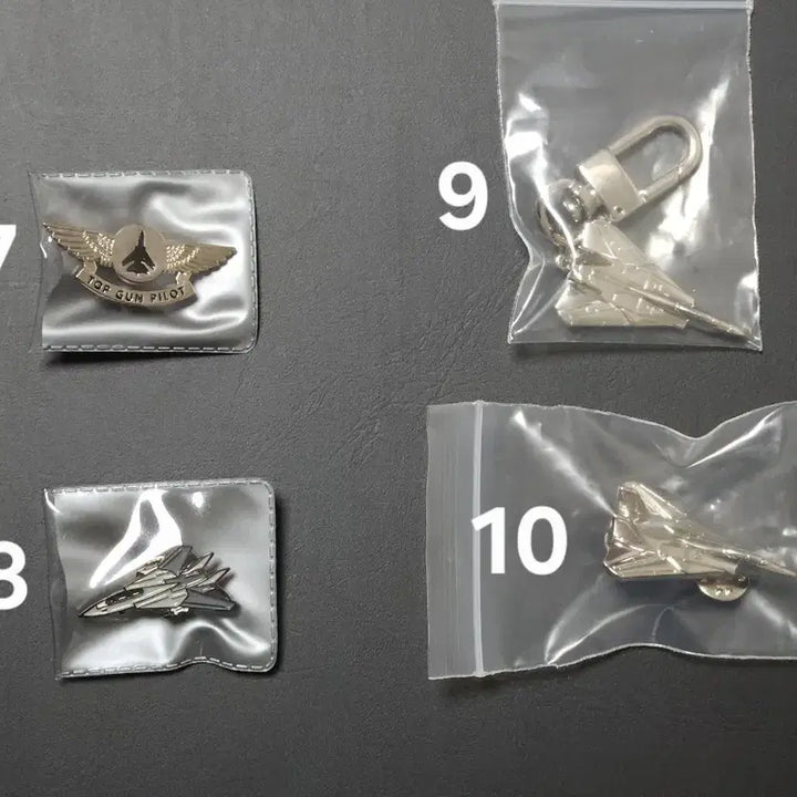 [BUNJANG] Top Gun Badge/Keyring Set (1-11) / 탑건 뱃지/키링 1~11번