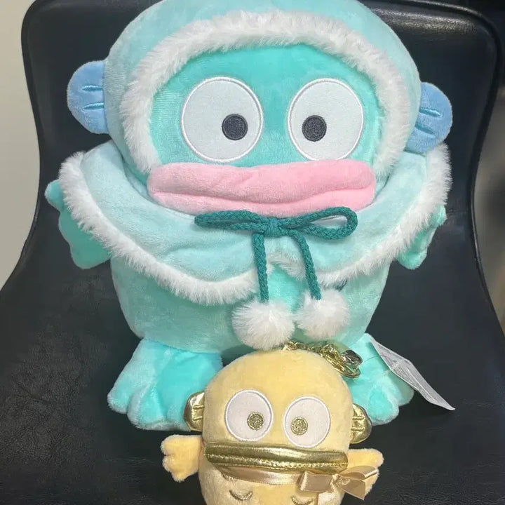 [BUNJANG] Sanrio Hangyodon Large Plush Doll / 새상품 산리오 한교동 대형 인형