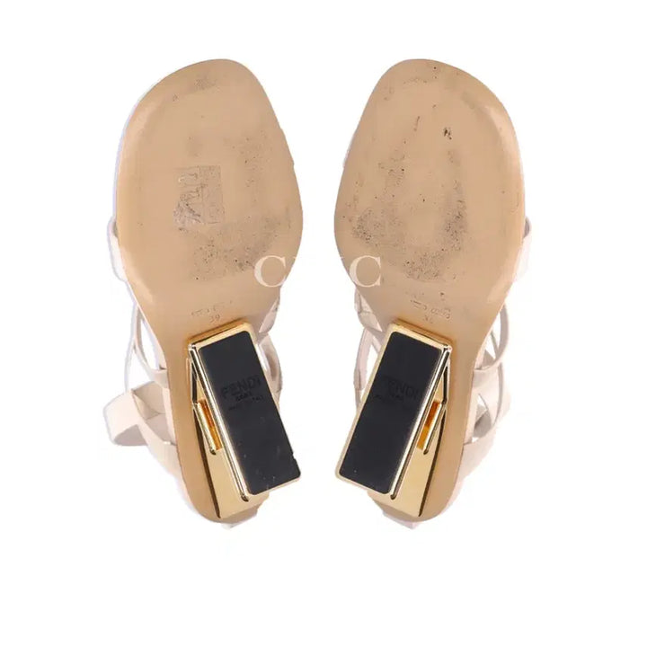 [BUNJANG] FENDI Sandals / 펜디 FENDI 샌들 아이보리 골드힐