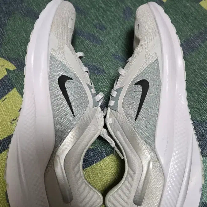 [BUNJANG] Nike Quest 5 Running Shoes (280cm) / 나이키 러닝화 퀘스트 5 .280cm