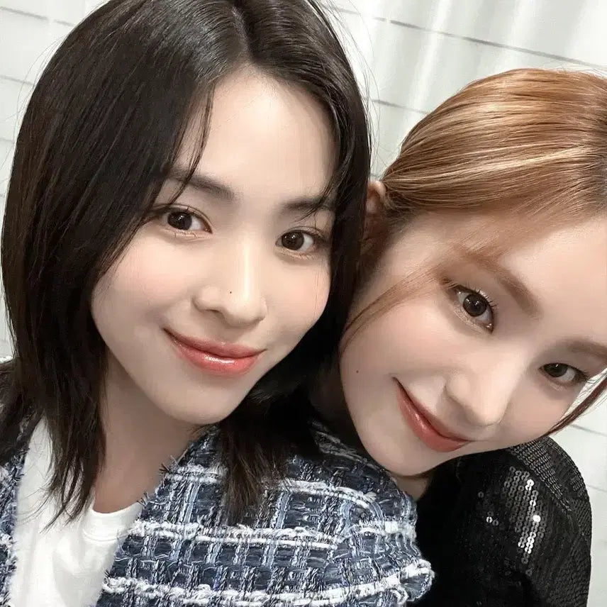 [BUNJANG] ITZY Yuna, Ryujin Unit Signed Polaroid / ITZY 있지 예지 류진 유닛 싸인 폴라로이드 싸폴