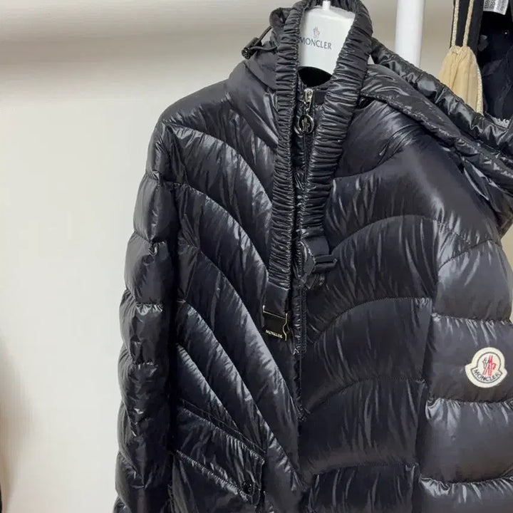 [BUNJANG] Moncler Argenno Lightweight Padded Jacket / 몽클레르 아르젠노 패딩 몽클레어 경량패딩