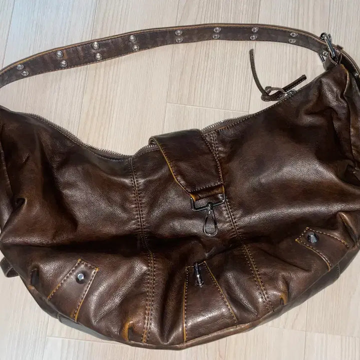 [BUNJANG] Vintage Shoulder Bag / 빈티지 숄더백 (브라운