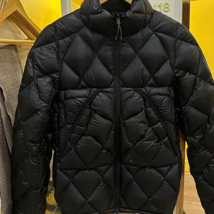[SOLD OUT] Roa 로아 패딩 블랙 s