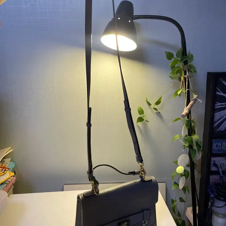[BUNJANG] Black Martine Sitbon Gray Crossbody Bag / 블랙마틴싯봉 회색 크로스백 가방