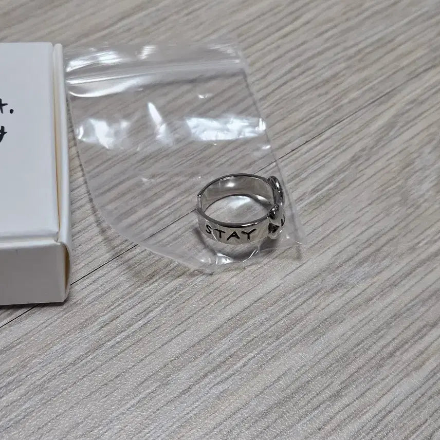 [BUNJANG] Stray Kids Felix Ring / 스트레이키즈 스키즈 필릭스 반지