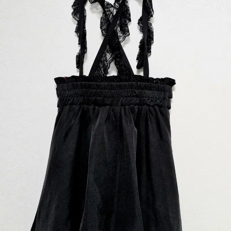 [SOLD OUT] (급전 세일)마즈 하트 버클 스커트 블랙