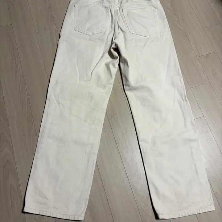 [SOLD OUT] 무신사 스트레이트 데님 팬츠 (크림)
