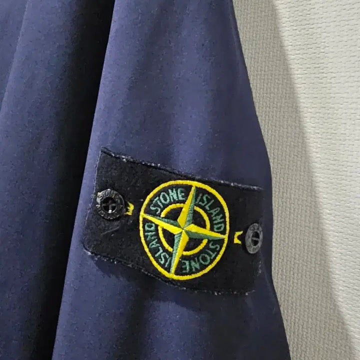 [BUNJANG] Stone Island Soft Shell Hooded Jacket (Size 90/S) / 정품 22SS 스톤아일랜드 소프트 쉘 후드 자켓 90/S