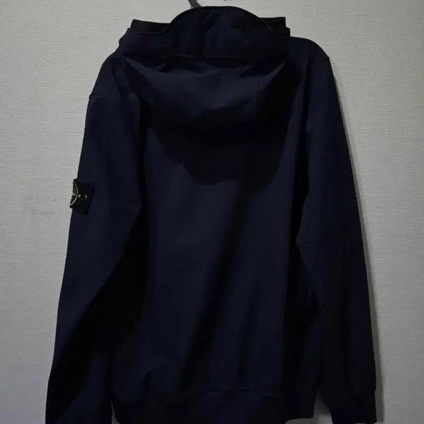 [BUNJANG] Stone Island Soft Shell Hooded Jacket (Size 90/S) / 정품 22SS 스톤아일랜드 소프트 쉘 후드 자켓 90/S