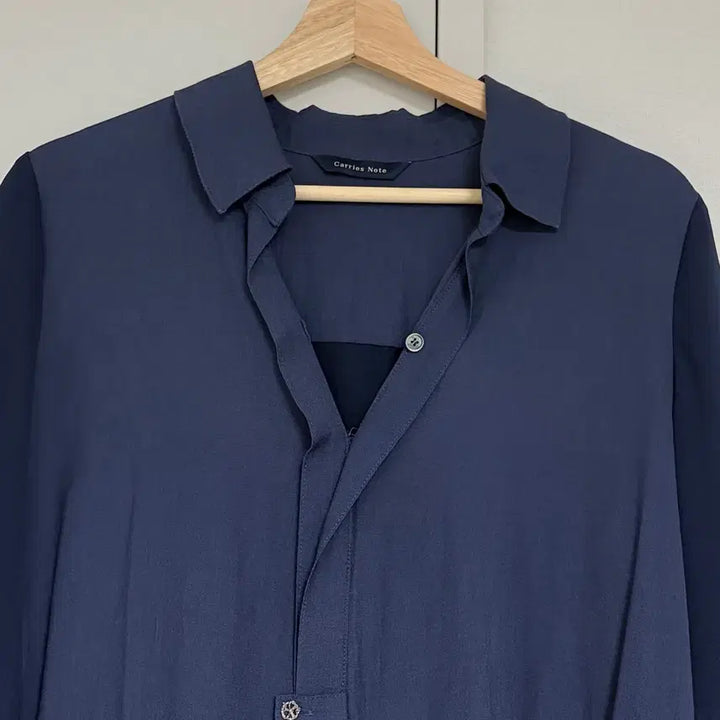 [BUNJANG] Carries Note Navy Blouse / 캐리스노트 Carries Note 남방 블라우스 네이비