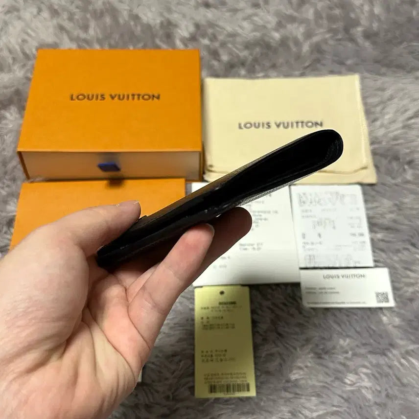 [BUNJANG] Louis Vuitton Taiga Silver Multiple Wallet / [풀구성] 루이비통 타이가 은장 멀티플 월릿 반지갑 블랙