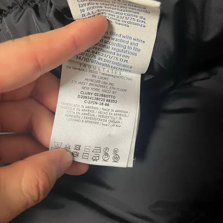 [BUNJANG] Moncler Cluny / 몽클레어 클루니