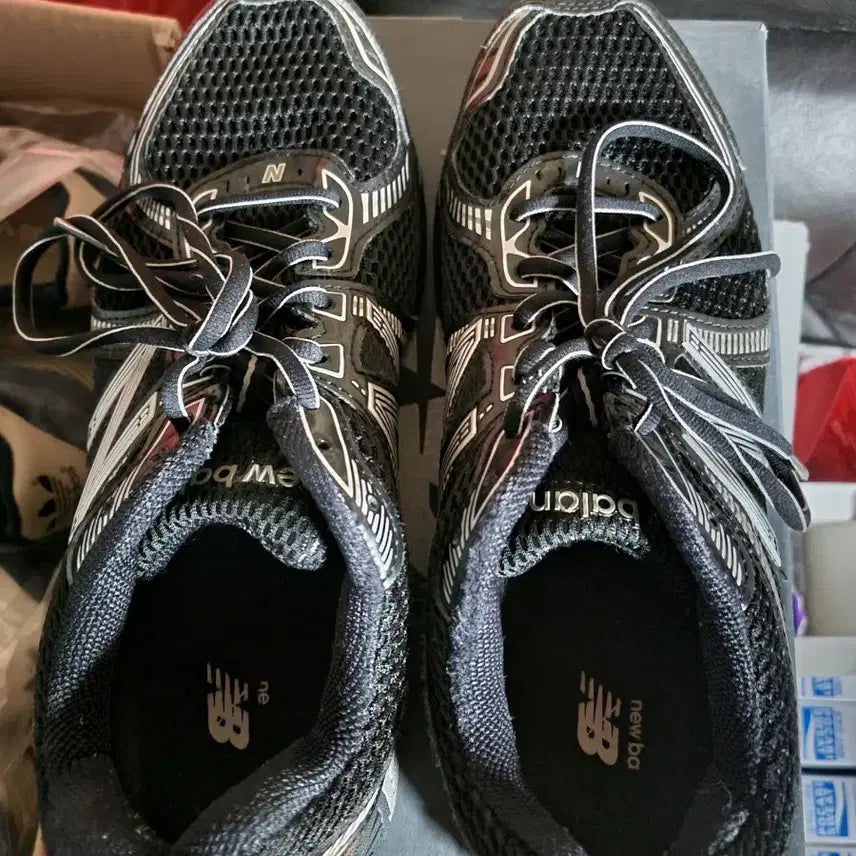 [BUNJANG] New Balance 860v2 Black Grey 275 / 뉴발란스 860v2 블랙 그레이 275