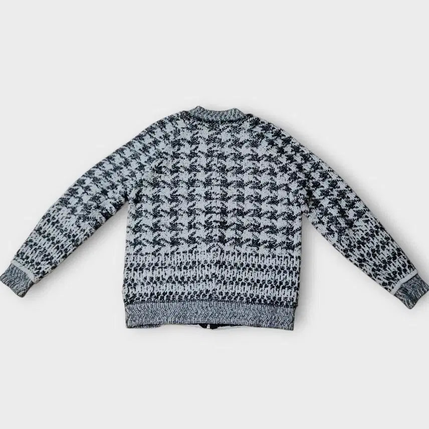 [BUNJANG] SYSTEM Quilted Jacket with Chain Detail / [시스템] 체인 디테일 퀄팅 자켓