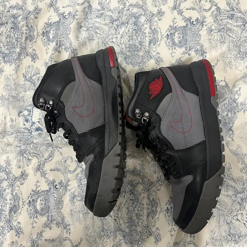 [BUNJANG] Nike Jordan High Sneakers / [NIKE] 나이키 조던 하이 운동화