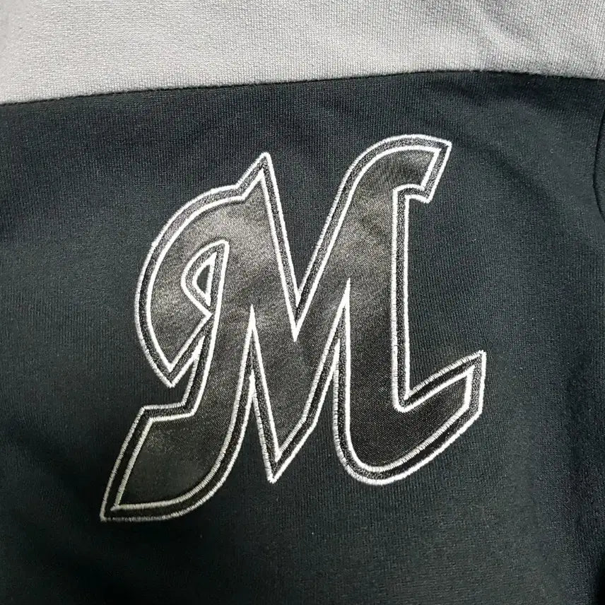 [BUNJANG] Mizuno Chiba Lotte Hooded Zip-Up / 미즈노 지바롯데 후드집업