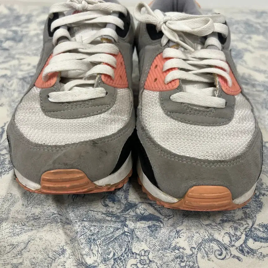[BUNJANG] Nike Pink Sneakers / [NIKE] 나이키 운동화