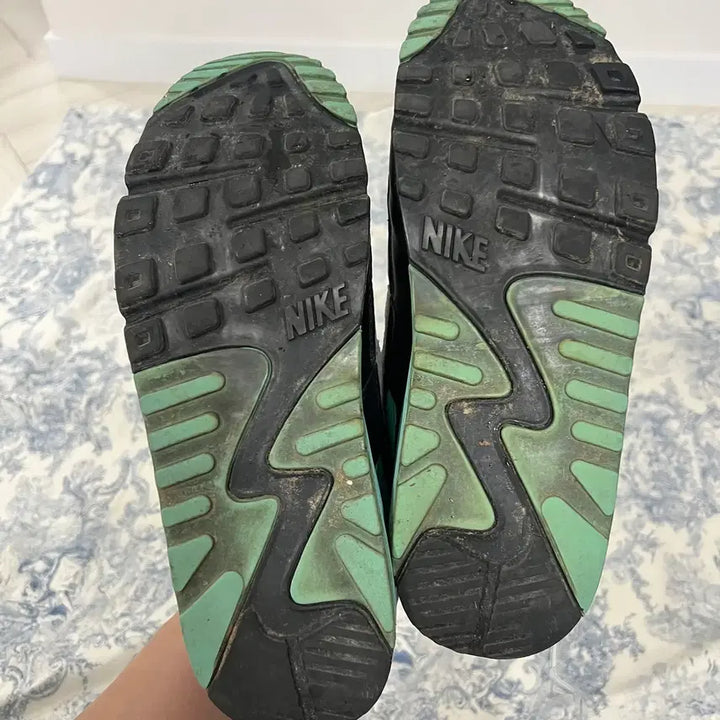 [BUNJANG] Nike Mint Sneakers (Size 285) / [NIKE] 나이키 운동화