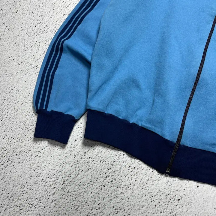 [SOLD OUT] Vtg 1960s Adidas West Germany Track Top