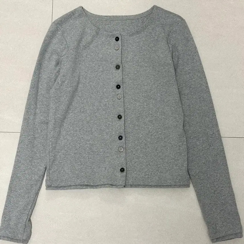 [BUNJANG] NewNew Double Button Round Cardigan Gray / 뉴뉴 더블 버튼 라운드 가디건 그레이