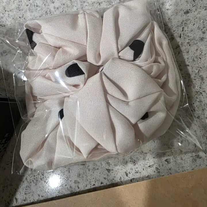 [BUNJANG] V (BTS) LAYOVER Gift Set (Bracelet + Sachet) / LAYOVER 공방 역조공 선물 세트 (팔찌 + 사쉐)