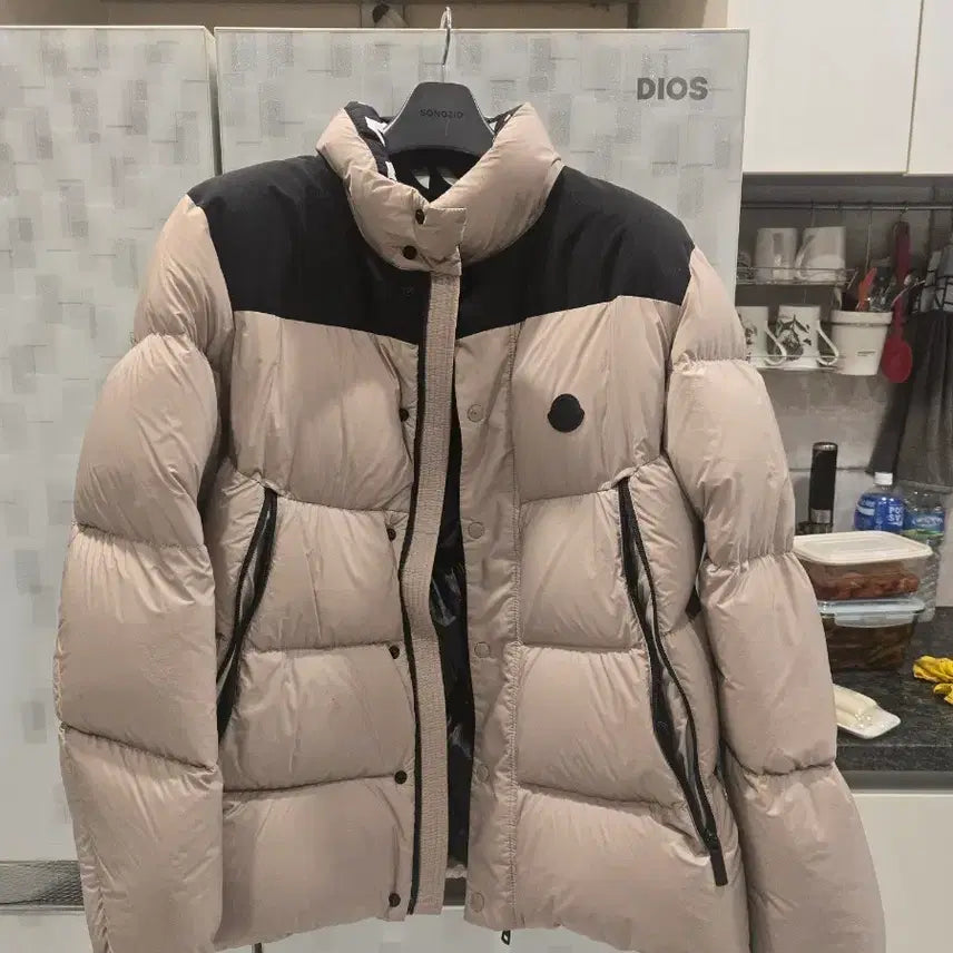 [BUNJANG] Moncler Team Seat Beige / 몽클레어 팀시트 베이지