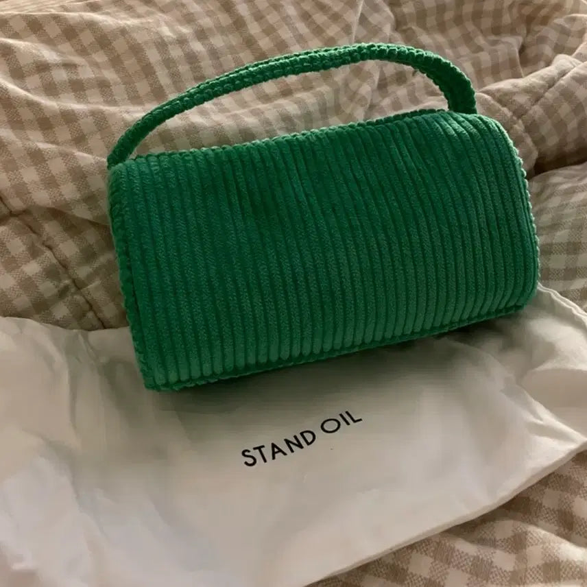 [BUNJANG] Stand Oil Corduroy Tote Bag / 스탠드오일 레디오백 골덴 토트백