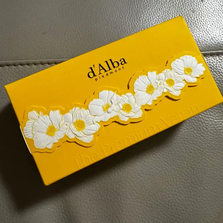 [BUNJANG] dalba Mist Serum 100ml + Hand Cream 30ml Gift Set / 달바 미스트 세럼 100ml + 핸드크림 30ml 선물세트 (정가 25,