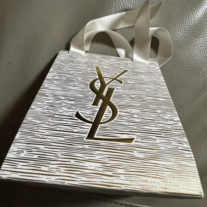 [BUNJANG] Yves Saint Laurent Libre Hair Mist 30ml / 입생로랑 리브르 헤어 미스트 30ml (정가 77,000원)