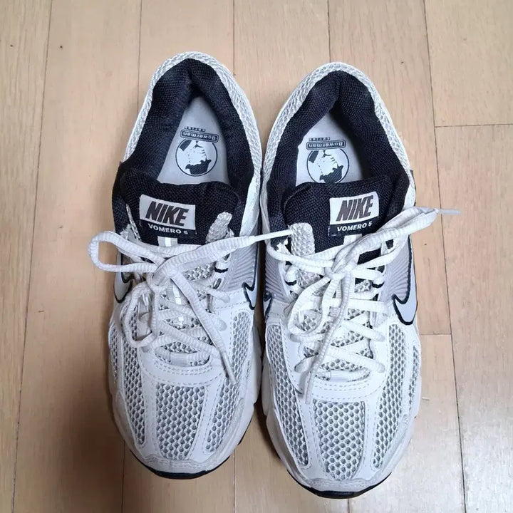 [BUNJANG] Nike Zoom Vomero Metallic Silver Size 245 / 나이키 줌보메로 메탈릭실버 사이즈245 판매해요