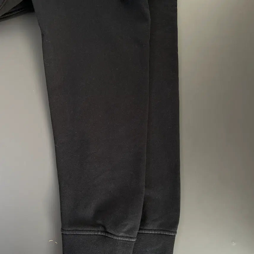 [BUNJANG] Stone Island XXL Black Crewneck Sweatshirt / [XXL] 스톤 아일랜드 와펜 맨투맨