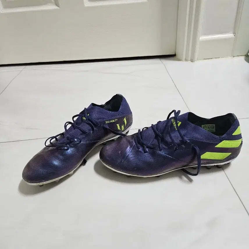 [SOLD OUT] 아디다스 메시 최상급 축구화 , 사이즈 265