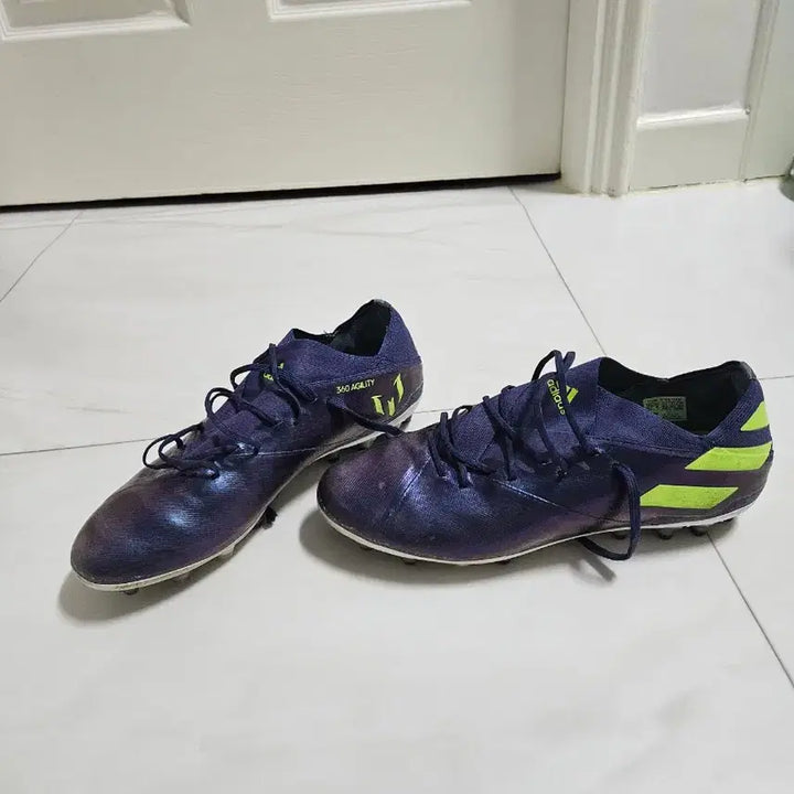 [SOLD OUT] 아디다스 메시 최상급 축구화 , 사이즈 265