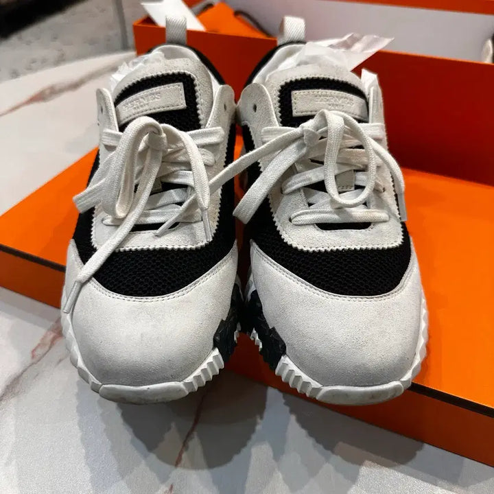 [BUNJANG] Hermes Bouncing Mesh Suede Goatskin Sneakers / 에르메스 바운싱 메쉬 스웨이드 고트스킨 누아블랑 38사이즈