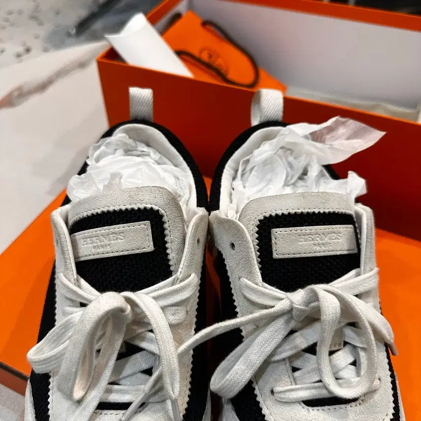 [BUNJANG] Hermes Bouncing Mesh Suede Goatskin Sneakers / 에르메스 바운싱 메쉬 스웨이드 고트스킨 누아블랑 38사이즈