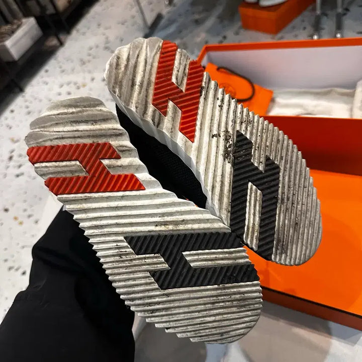 [BUNJANG] Hermes Bouncing Mesh Suede Goatskin Sneakers / 에르메스 바운싱 메쉬 스웨이드 고트스킨 누아블랑 38사이즈