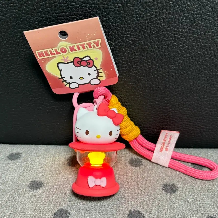 [BUNJANG] Hello Kitty LED Lamp Keychain / *새상품)헬로키티 LED램프 키링