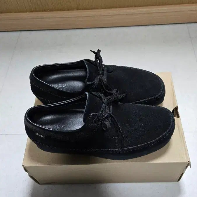 [BUNJANG] Clarks Weaver GTX Black Suede Shoes / 클락스 위버 GTX 블랙 스웨이드 고어텍스 weaver