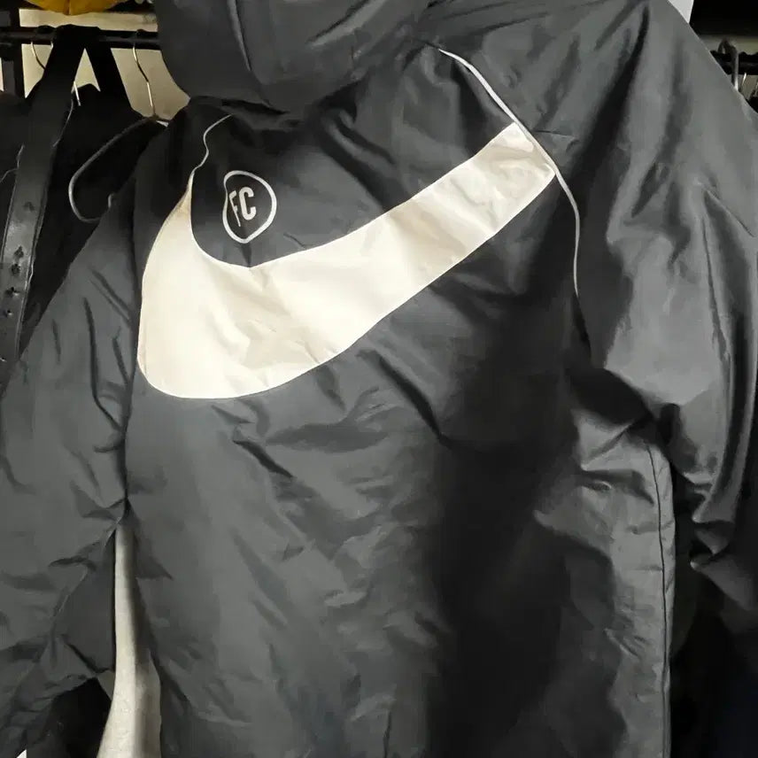 [BUNJANG] Nike Football Club Black Windbreaker Jacket / 나이키 풋볼클럽 블랙 바람막이 자켓