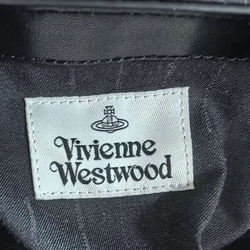 [SOLD OUT] 비비안 웨스트우드 숄더백 크로스백 가죽 스몰로고 여성 블랙 체인 포함