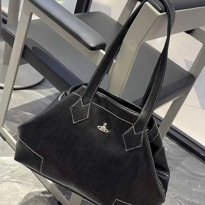 [BUNJANG] Vivienne Westwood Small Logo Tote Bag - Black / 비비안 웨스트우드 여성 토트백 블랙 스몰로고 가죽