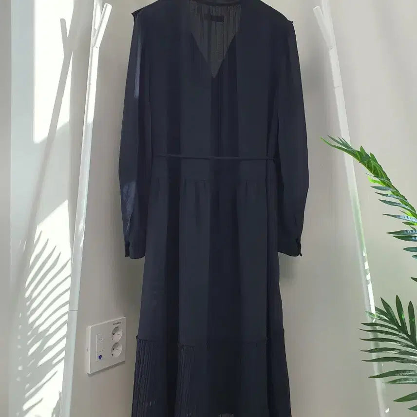 [SOLD OUT] 한섬sjsj 셔링 플리츠 쉬폰원피스